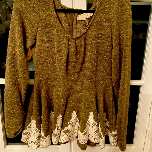 Donna”s closet - Picture 1 of 1